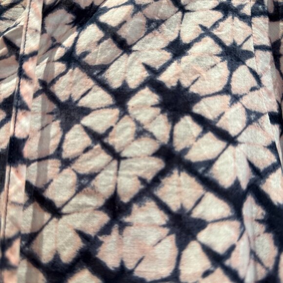 Banana Republic 100% cotton featherweight popover blouse with tassel tie - Picture 3 of 6